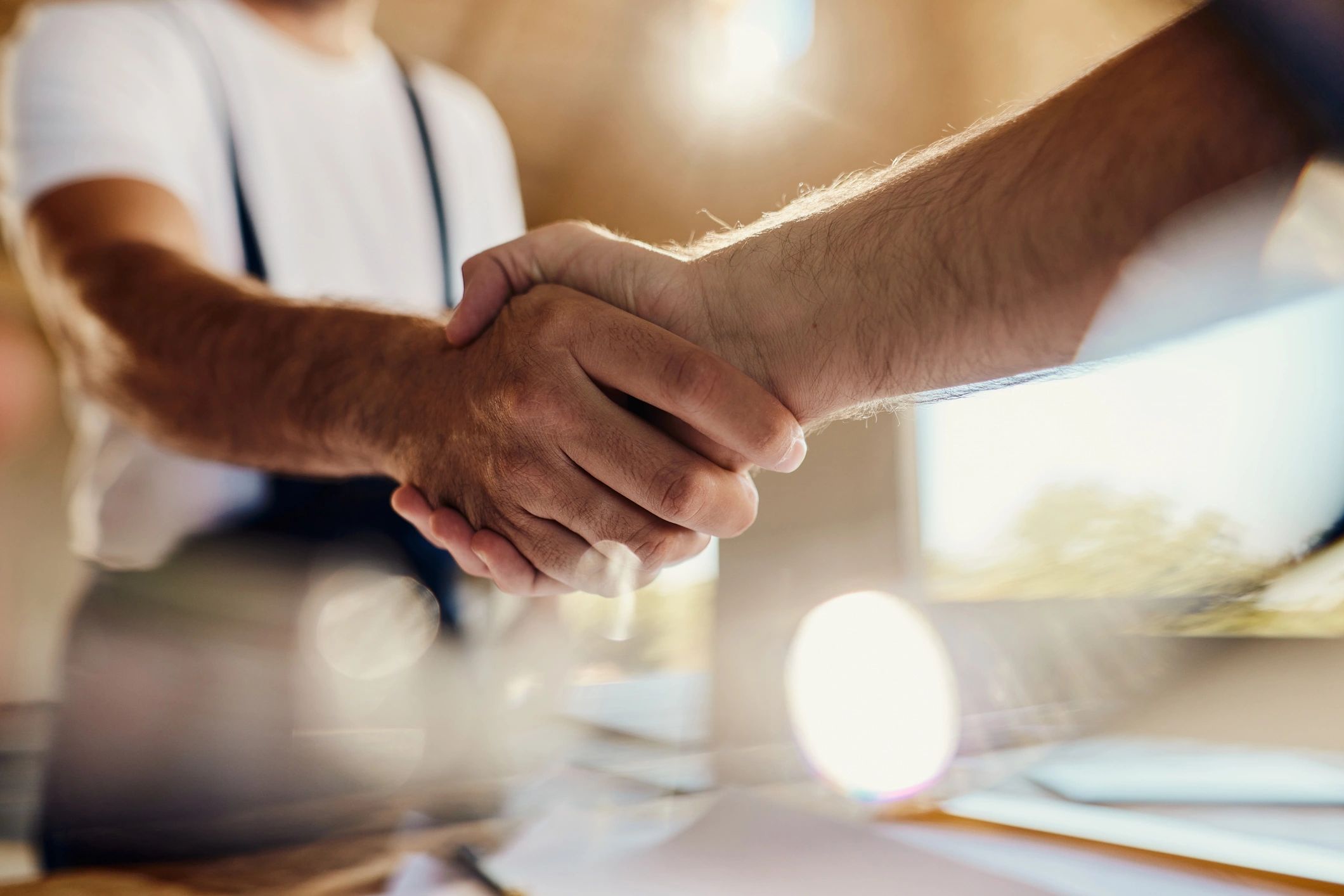Handshake to finalize an agreement